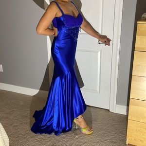 Dave & Johnny Juniors Formal Dress size 13/14